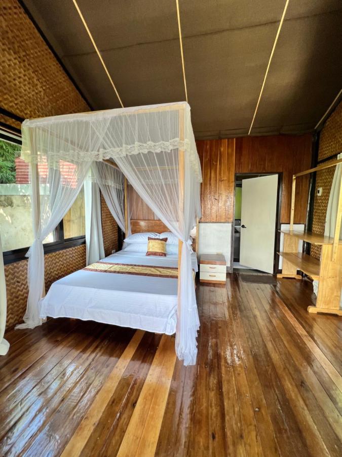 Ursula Beach Resort El Nido Luaran gambar